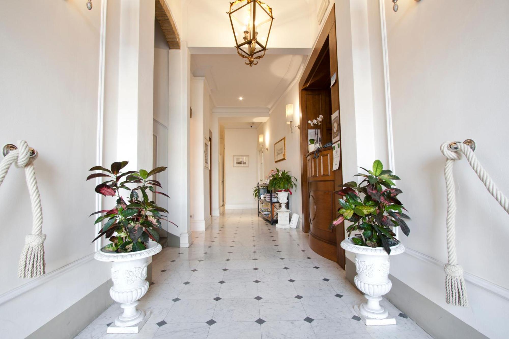Serristori Palace Residence Флоренция Экстерьер фото