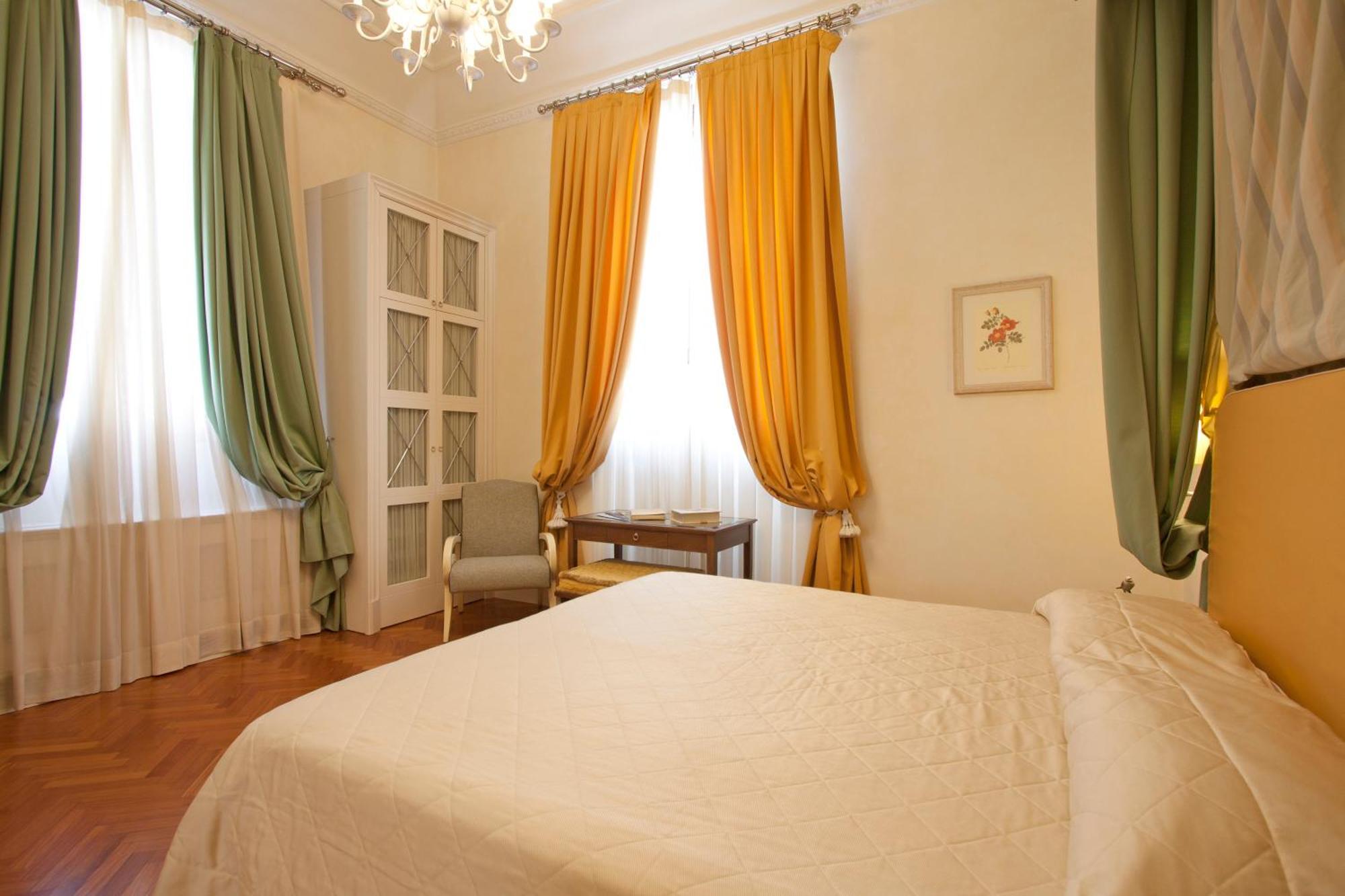 Serristori Palace Residence Флоренция Номер фото